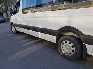 Накладки на арки широкі (4 шт, чорні) для Mercedes Sprinter W906 2006-2018 рр