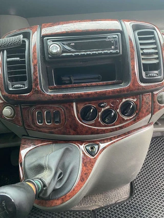 Накладки на панель Титан для Renault Trafic 2001-2015 рр