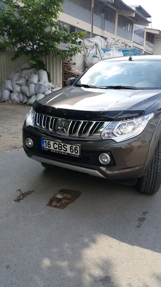 Дефлектор капоту (2015-2019, EuroCap) для Mitsubishi L200 рр