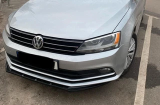 Накладка на передний бампер Lip (2010-2018, чорний глянець) для Volkswagen Jetta рр