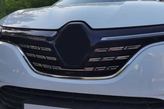 Накладки на решітку радіатора 2021-2025 (5 шт, нерж) Carmos - Турецька сталь для Renault Megane IV рр