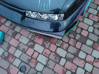 Підставка під номер на край бампера (пластик) Чорний мат