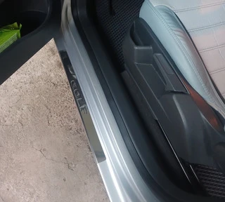 Накладки на пороги Carmos V2 (4 шт, нерж) для Volkswagen Golf 5