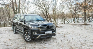 Комплект обвісів 2016-2025 (Executive 2016) Чорний колір для Toyota Land Cruiser 200