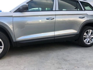 Молдинг дверний Carmos широкий (нерж) для Skoda Kodiaq 2016-2023 рр