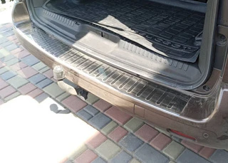 Накладка на задній бампер з загином Carmos (нерж) Коротка/Середня бази для Peugeot Expert 2017- рр