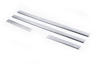 Накладки на пороги Carmos (4 шт., нерж.) для BMW X5 E-53 1999-2006 рр