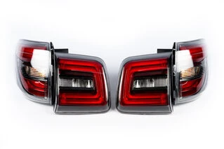 Задні LED ліхтарі (дизайн 2019) для Nissan Patrol Y62 2010-2024 рр