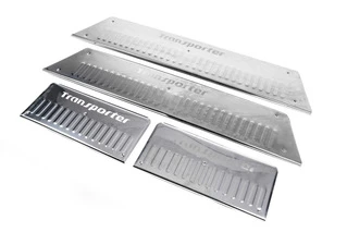 Накладки на внутрішні пороги Carmos (нерж) 3 двері, Transporter для Volkswagen T5 2010-2015 рр