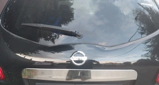 Накладка над номером (нерж.) З кнопкою, OmsaLine - Італійська нержавійка для Nissan Qashqai 2010-2014рр