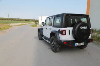 Бокові пороги Tayga V2 (2 шт., Алюміній) для Jeep Wrangler 2018- рр