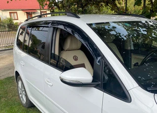 Вітровики (4 шт, HIC) для Volkswagen Touran 2015- рр