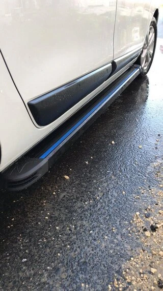 Бокові пороги Maya Blue (2 шт., алюміній) XS &ndash; Коротка база для Opel Vivaro 2019- рр