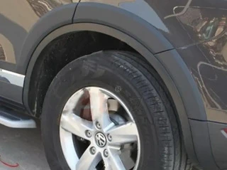 Розширювачі арок для Volkswagen Touareg 2010-2018 рр