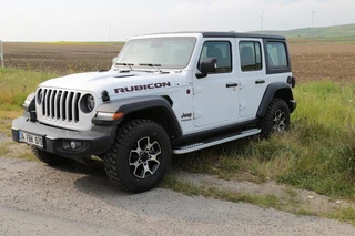 Бокові пороги Tayga V2 (2 шт., Алюміній) для Jeep Wrangler 2018- рр