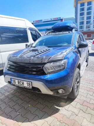 Передня решітка (чорна) для Dacia Duster 2018-2024 рр