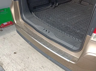 Накладка на задній бампер OmsaLine (нерж.) для Opel Zafira B 2005-2011 рр