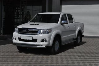 Передній захист ST017 (нерж.) для Toyota Hilux 2006-2015 рр