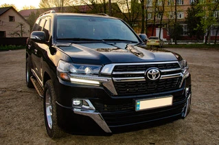 Комплект обвісів 2016-2025 (Executive 2021) Білий колір для Toyota Land Cruiser 200