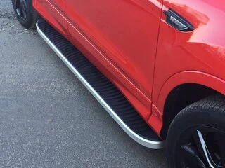 Бокові пороги Tayga Grey (2 шт., Алюміній) З чорним листям на дверях для Ford Kuga/Escape 2013-2019 рр