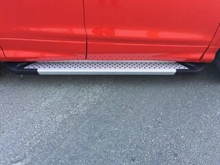 Бокові пороги Allmond Grey (2 шт, алюм.) З пофарбованим листям на дверях для Ford Kuga/Escape 2013-2019 рр