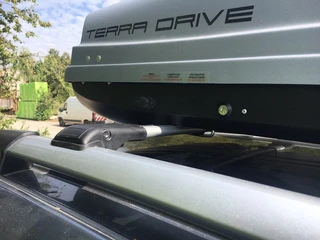 Перемички на рейлінги під ключ WingBar V1 (2 шт) Чорний для Peugeot Partner Tepee 2008-2018 рр