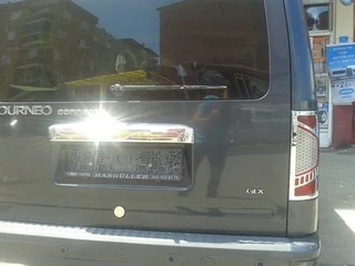 Хром планка над номером (установка на рідну, нерж.) OmsaLine - Італійська нержавійка для Ford Connect 2010-2013 рр