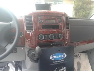 Накладки на панель (Meric, 50 деталей) Дерево для Mercedes Sprinter W906 2006-2018 рр