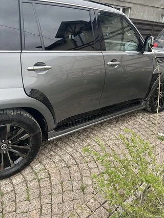 Бокові пороги Nismo (2 шт., Алюміній) для Nissan Armada 2016-2024 рр