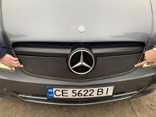 Зимова накладка на решітку V1 (2010-2015) Глянцева для Mercedes Vito W639 рр