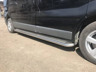 Бокові пороги Premium (2 шт., нерж.) 60 мм, довга база для Renault Trafic 2001-2015 рр