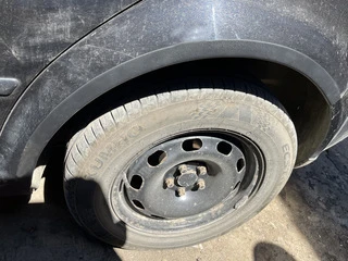 Накладки на арки (4 шт, чорні) для Volkswagen Golf 4