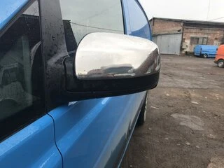 Накладки на дзеркала VITO 2010-2014 (2 шт) Carmos - турецька сталь для Mercedes Viano рр