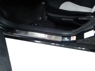 Накладки на пороги VIP (4 шт, нерж.) для Toyota Corolla 2013-2019 рр