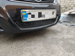 Зимова накладка на решітку (2008-2011) Глянцева для Opel Zafira B рр