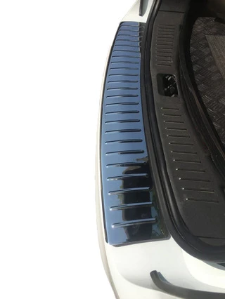 Накладка на задній бампер OmsaLine (нерж.) для Ford Kuga 2008-2013 рр