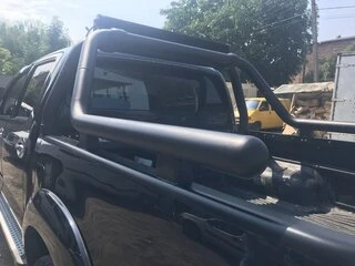 Дуга на кузов (чорна) 60мм для Toyota Hilux 2006-2015 рр