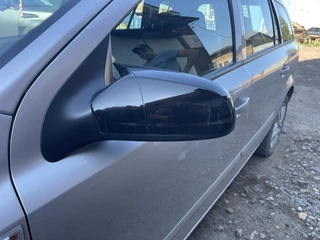 Накладки на дзеркала BMW-style 2004-2010 (2 шт) для Opel Astra H рр