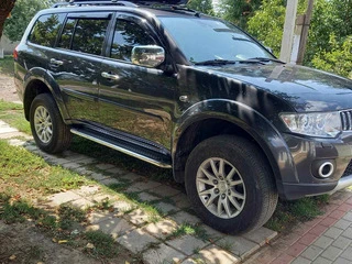 Бокові пороги Maydos V2 (2 шт., алюміній -2025 нерж) для Mitsubishi L200 2006-2015 рр