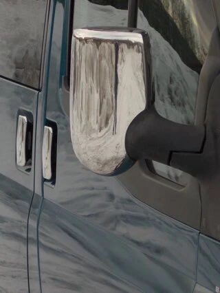 Накладки на дзеркала (2 шт) Carmos - Хромований пластик для Ford Transit 2000-2014 рр