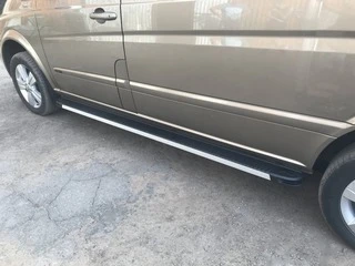 Бокові пороги Maya V1 (2 шт., алюміній) Коротка/Середня бази для Mercedes Viano 2004-2014 рр