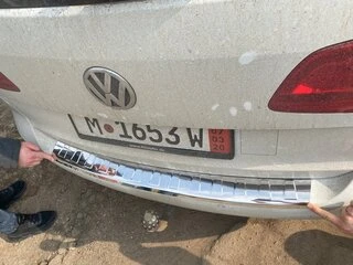 Накладка на задній бампер Carmos (нерж) для Volkswagen Touran 2010-2015 рр