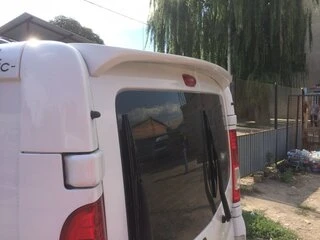 Спойлер Anatomik распашенка (під фарбування) для Opel Vivaro 2001-2015 рр