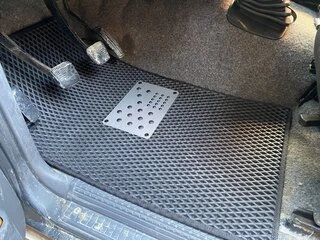 Килимки EVA (чорні) Короткий, 5 штук (передні та задні) для Nissan Patrol Y60 1988-1997 рр