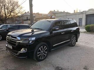 Комплект рестайлінгу з LC200 2008-2015 на 2019 Executive для Toyota Land Cruiser 200