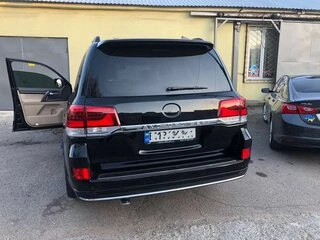 Комплект рестайлінгу з LC200 2008-2015 на 2019 Executive для Toyota Land Cruiser 200