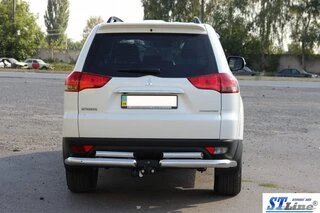 Задній захист AK003-Special (2 шт., нерж) для Mitsubishi Pajero Sport 2008-2015 рр