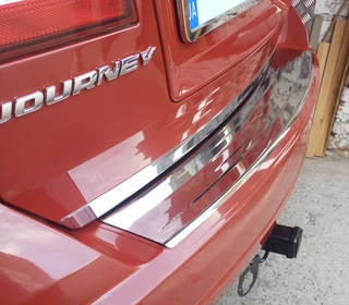 Накладка на задній бампер Carmos (нерж) для Fiat Freemont