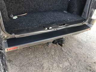 Накладка на задній бампер DDU (ABS) для Renault Trafic 2001-2015 рр