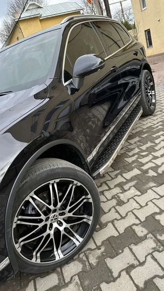 Бокові пороги BlackLine (2 шт, алюміній) для Volkswagen Touareg 2002-2010 рр